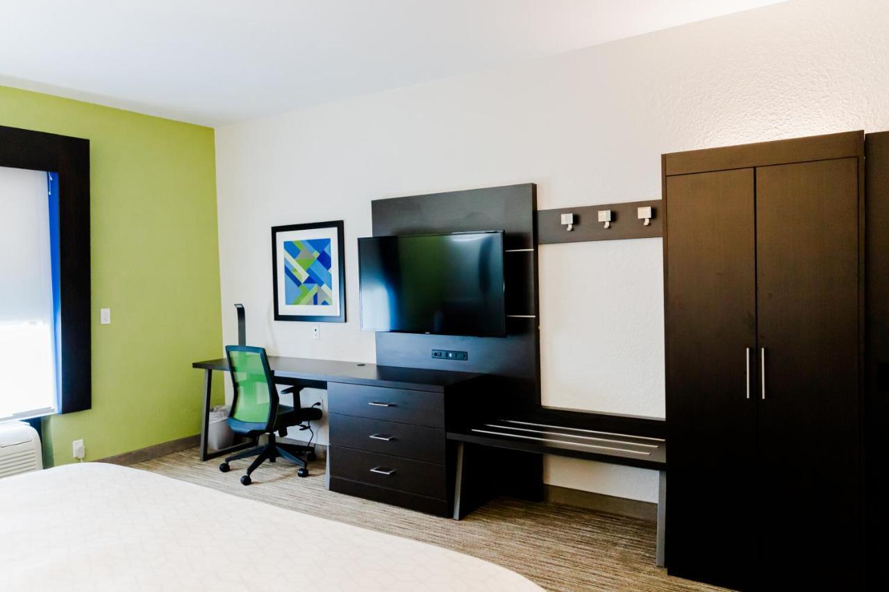 Holiday Inn Express Hotel & Suites Greenville By Ihg Bagian luar foto