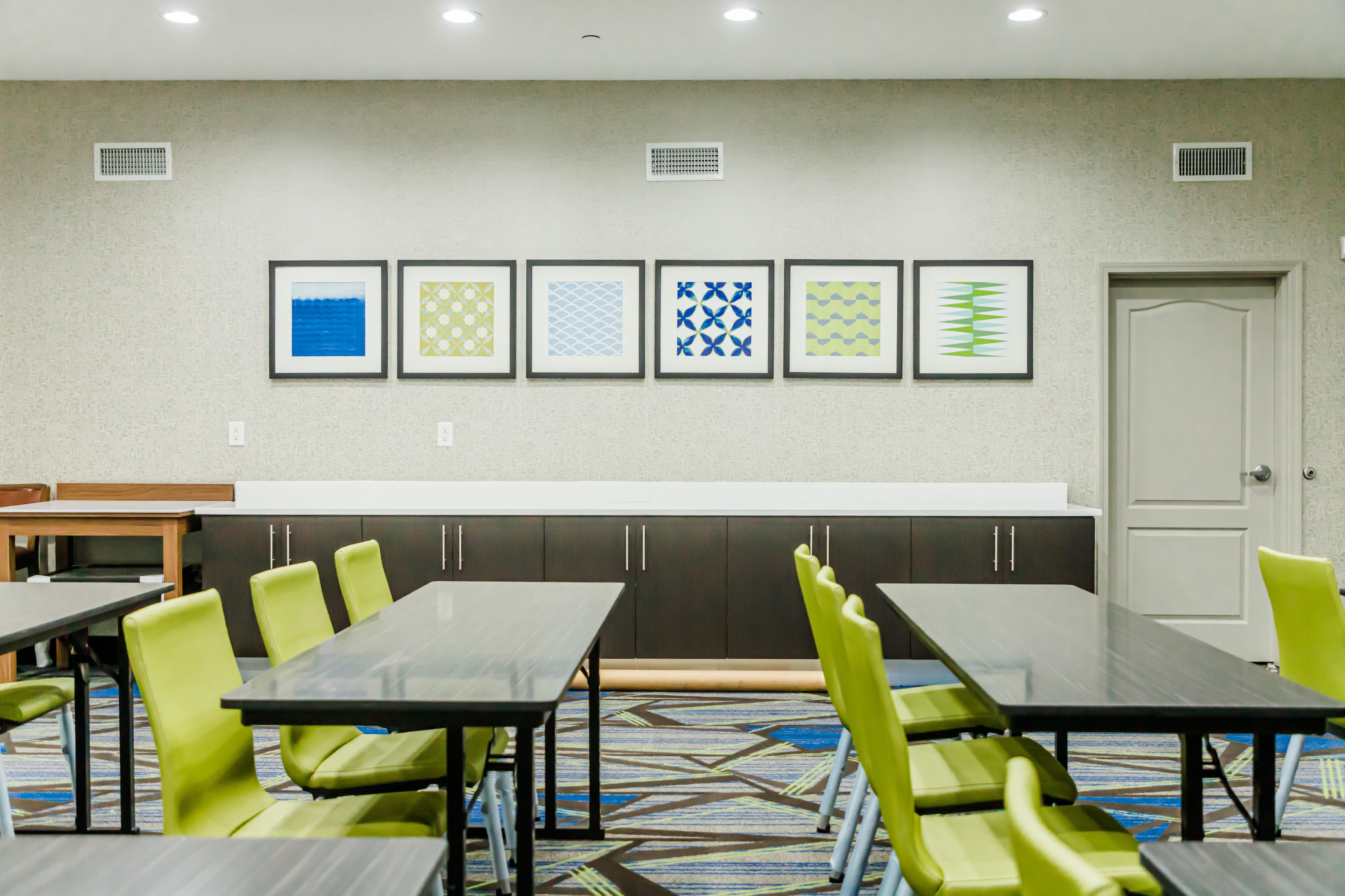 Holiday Inn Express Hotel & Suites Greenville By Ihg Bagian luar foto